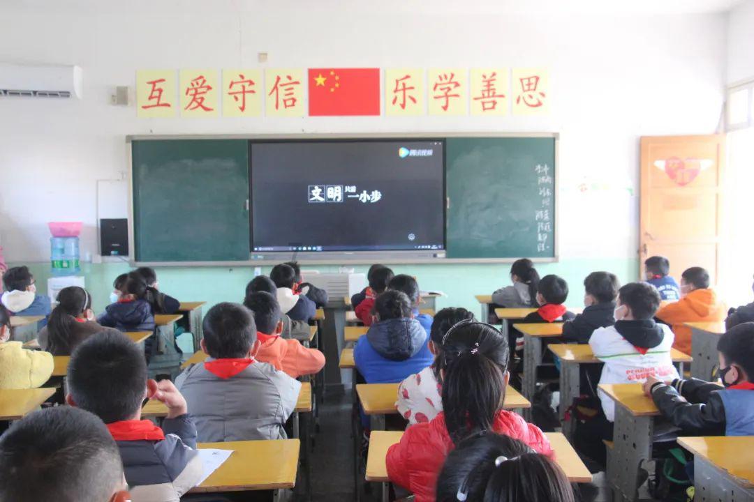 探索知识星球孩子应该随父亲的姓还是母亲的姓呢？，汲取知识的乐园